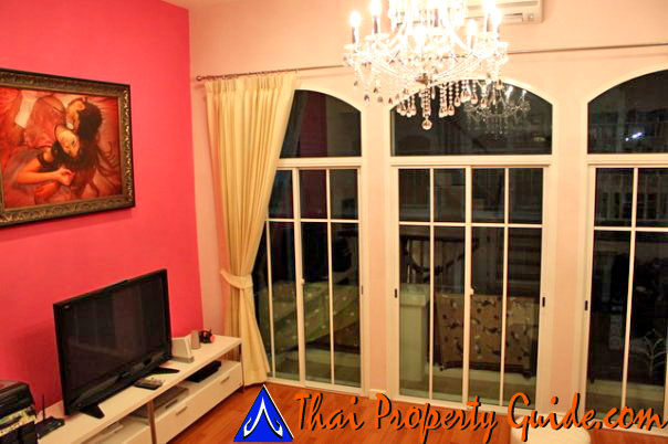 Townhouse in Rama 9 